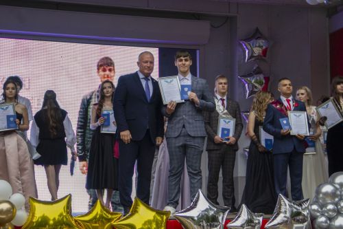 В Чистополе прошел выпускной вечер для выпускников 2025 года