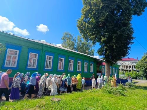 В Чистополе отметили престольный праздник в молитвенном доме преподобного Сергия Радонежского