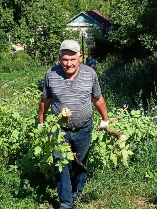 В Чистополе прошел субботник по очистке родника «Аксакал»