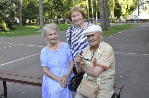 В Скарятинском саду прошел музыкальный вечер «А у нас во дворе»