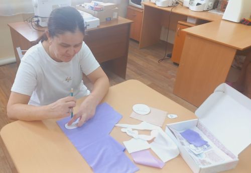 Мастер-класс по созданию текстильных кукол прошел в Чистопольском доме-интернате