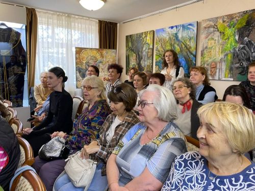 «Мир на кончике кисти»: в Чистополе открылась юбилейная выставка Рината Ханафеева