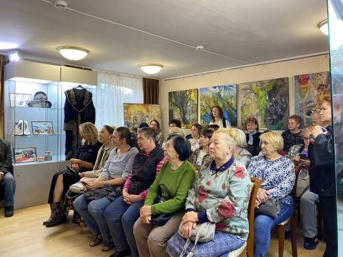 «Мир на кончике кисти»: в Чистополе открылась юбилейная выставка Рината Ханафеева