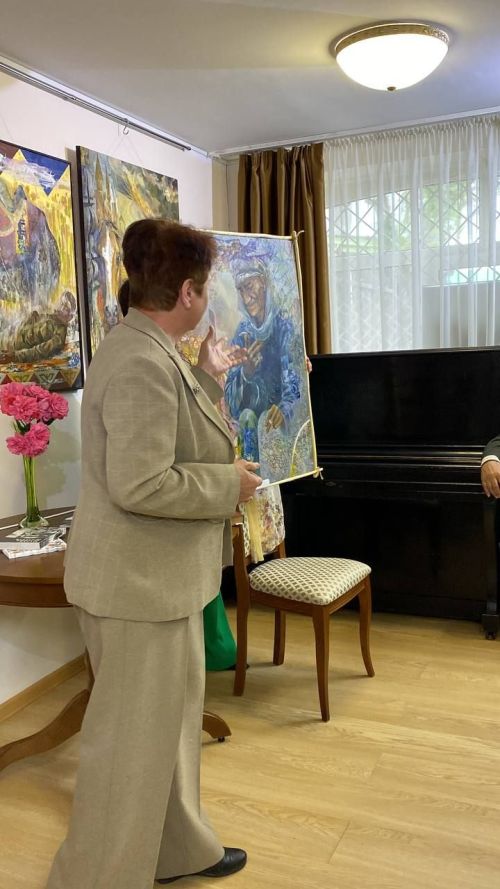 «Мир на кончике кисти»: в Чистополе открылась юбилейная выставка Рината Ханафеева