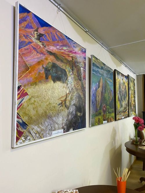 «Мир на кончике кисти»: в Чистополе открылась юбилейная выставка Рината Ханафеева