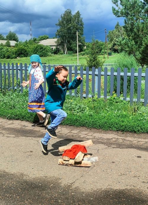Игры, веселье и поиски папоротника: в Чистопольском районе отпраздновали Ивана Купалу