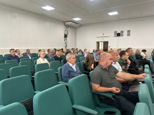 Дмитрий Иванов подвёл итоги минувшей недели: сельское хозяйство, работа ТОС и безопасность