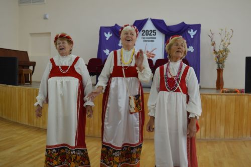 Ансамбль «Берегиня» подарил праздник жителям чистопольского дома-интерната «Юлдаш»