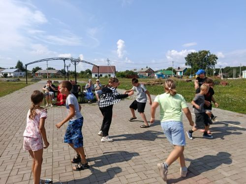 В селе Чистопольского района отметили Медовый Спас веселой познавательной программой