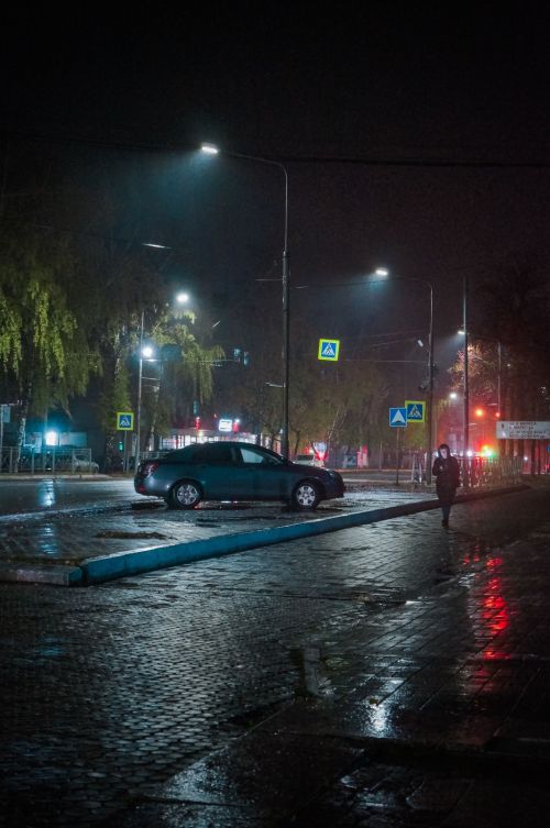 Феномен «возвращенцев»: Почему уехавшие в мегаполисы спустя годы возвращаются в маленькие родные города