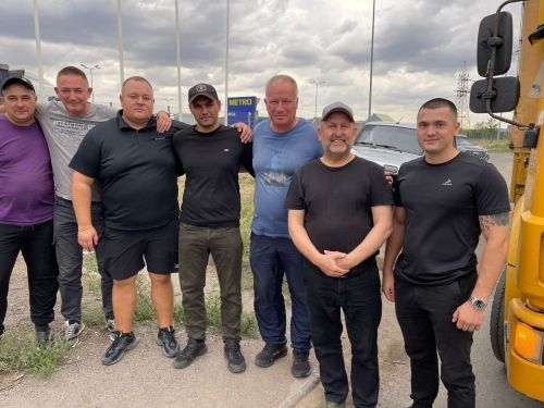 Глава Чистопольского района Дмитрий Иванов доставил гуманитарную помощь в зону СВО