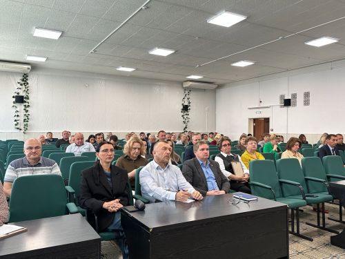 Гуманитарный груз доставлен, уборка зерновых на финишной прямой, киберпреступлений стало больше: основные темы совещания в Чистопольском муниципалитете