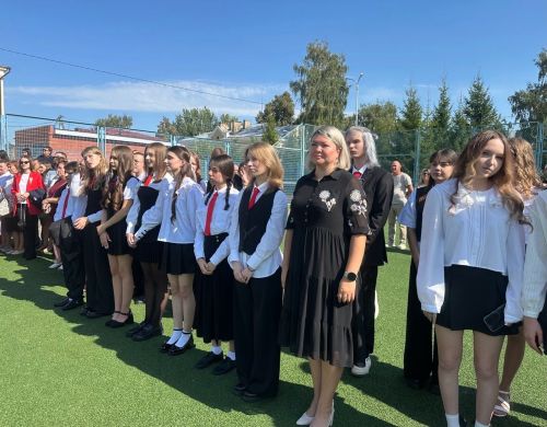День знаний в гимназии № 1: напутствия, награды и первый школьный звонок