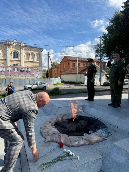 В Чистополе почтили память погибших танкистов в их профессиональный праздник