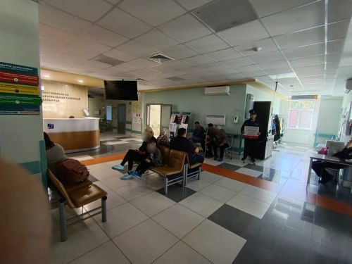 В Чистополе установили макет полицейского для борьбы с мошенниками