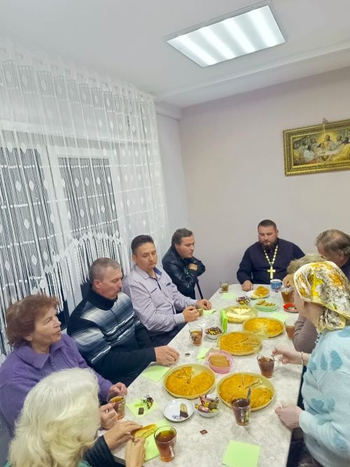 Библейские беседы для взрослых начались в храме новомучеников Чистопольских