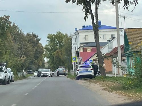 В Чистополе столкнулись две иномарки