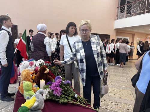 В Чистополе почтили память жертв теракта в Беслане