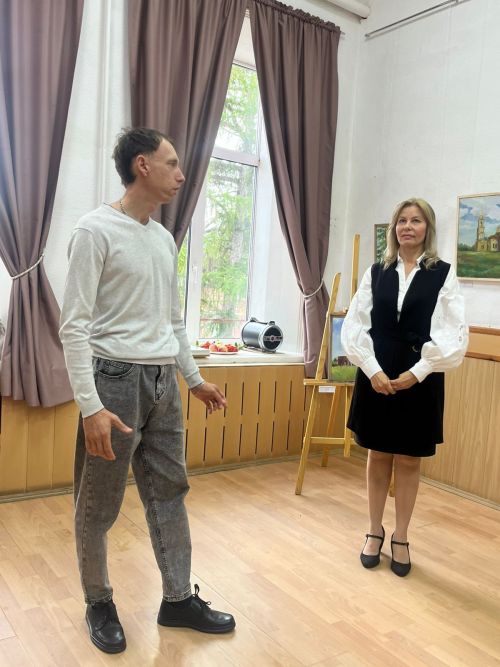 Мир в свете души: персональная выставка Натальи Ларионовой  открылась в чистопольском музее