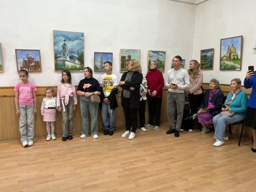 Мир в свете души: персональная выставка Натальи Ларионовой  открылась в чистопольском музее