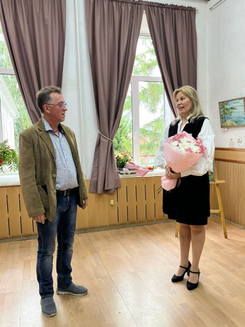 Мир в свете души: персональная выставка Натальи Ларионовой  открылась в чистопольском музее