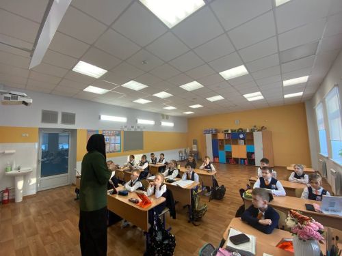Экоурок о зимовке птиц: чистопольские школьники узнали, почему важно помогать пернатым в холода