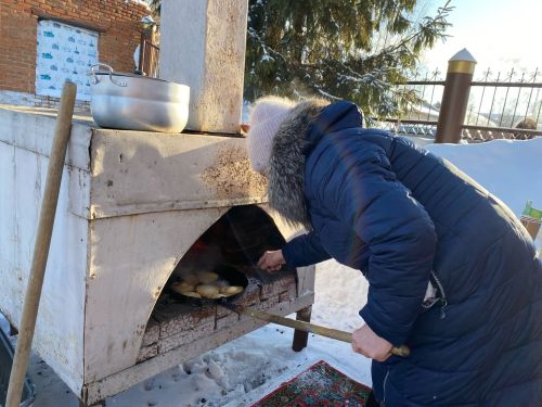 Зимние забавы, блины из печи, семейные традиции: чистопольцы с радостью участвовали в фестивале «Коймак фест»