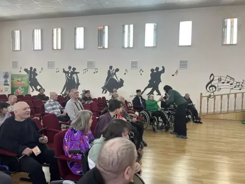 В доме-интернате «Юлдаш» прошла акция «Связь поколений»