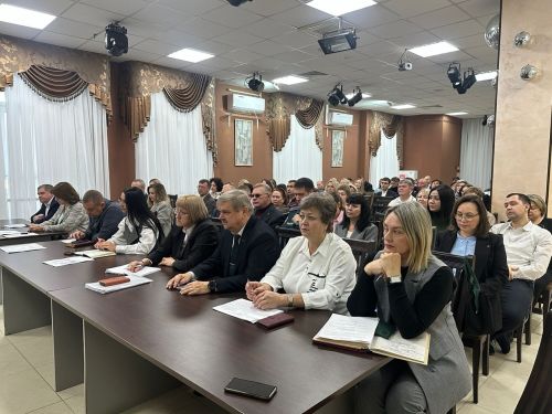 На аппаратном совещании в Чистополе обсудили дорожную безопасность, АПК и криминальную сводку