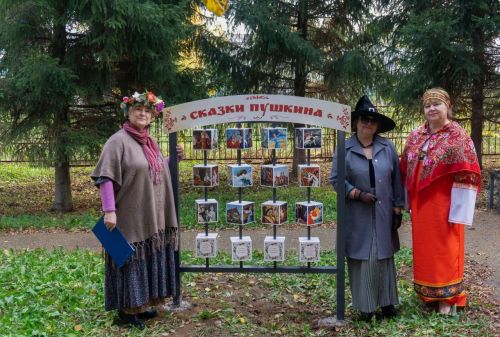 В Чистополе открыли сквер «Лукоморье»