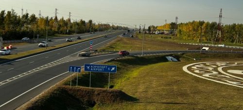 Инструкторы ДОСААФ РТ напомнили начинающим водителям о правилах езды осенью
