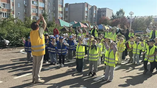 Дети и их родители стали участниками «Дорожного марафона» в Чистополе