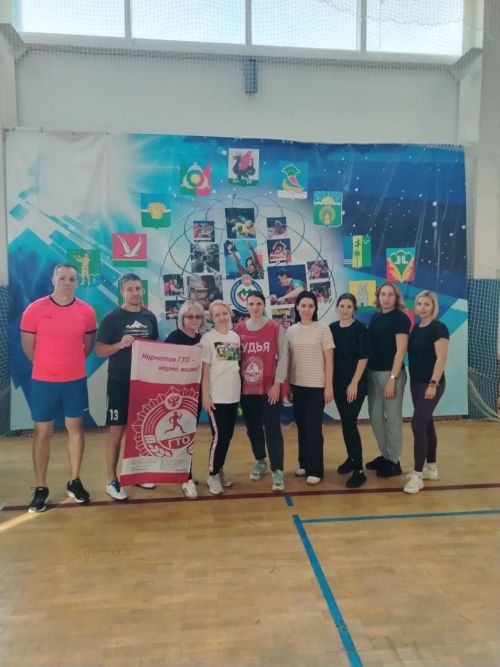 Сотрудники налоговой службы выполняли нормативы ГТО в Чистополе