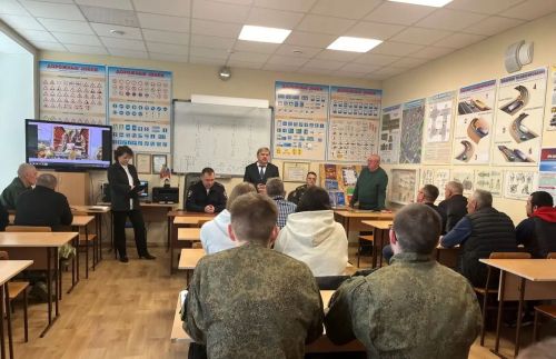 В Чистополе автошкола ДОСААФ отметила День автомобилиста