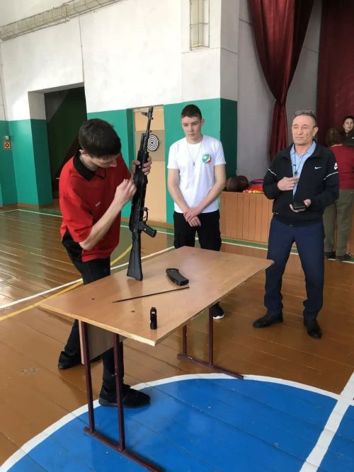 Спорт, патриотизм и командный дух: в селе Чистопольского района прошли праздничные старты ко Дню защитника Отечества