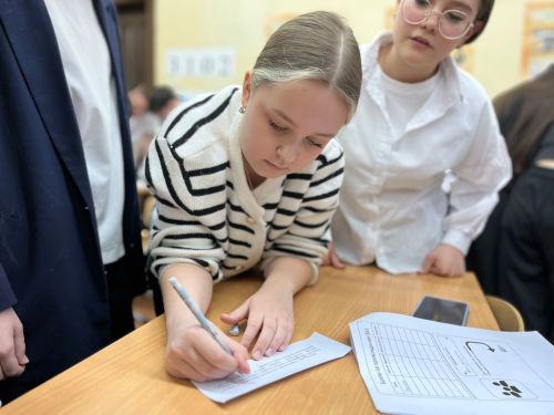 Чистопольские школьники примерили на себя роль главы района на правовом квесте