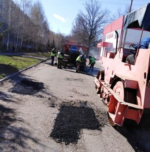 Ямочный ремонт в Чистополе: куда звонить, если заметили яму на дороге весной