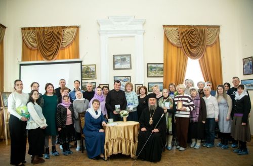 Епископ Пахомий рассказал чистопольцам о Троице-Сергиевой лавре