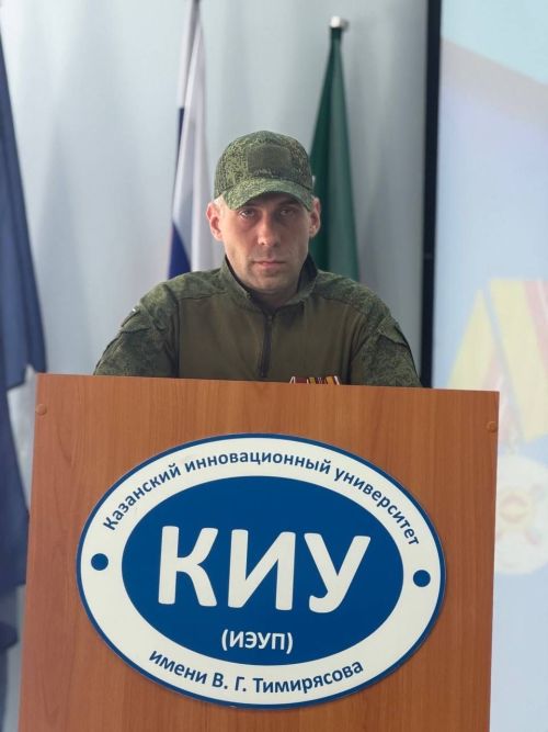 Ветеран СВО провел урок мужества для чистопольских студентов