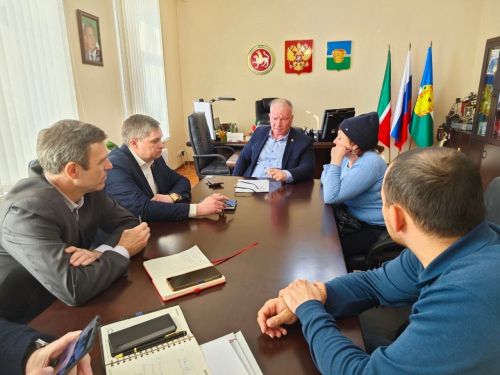 Глава Чистопольского района провёл приём граждан