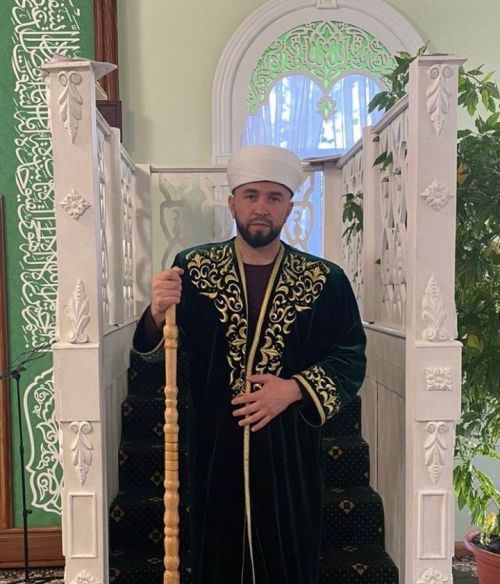 Имам-мухтасиб района поздравляет чистопольцев с праздником Ураза-байрам
