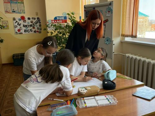 Школьники Чистополя приняли участие в конкурсе «Голос поддержки» в поддержку телефона доверия