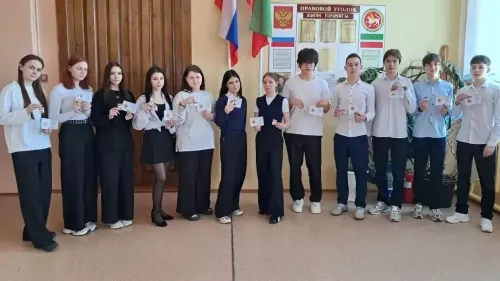 Школьникам Чистополя вручили знаки отличия ГТО