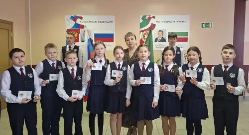 Школьникам Чистополя вручили знаки отличия ГТО