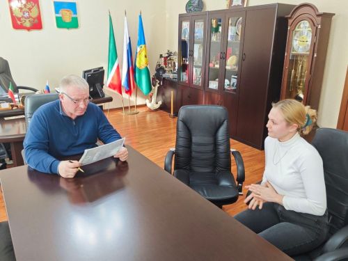 Глава Чистопольского района провёл приём граждан