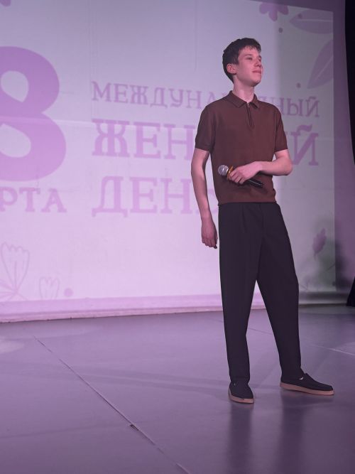 «Тонкие струны души»: в Чистополе отметили Международный женский день