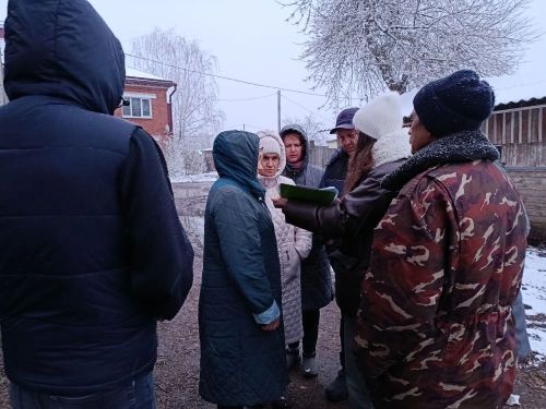 В Чистопольских Выселках прошли общественные обсуждения благоустройства дворов по программе «Наш двор»