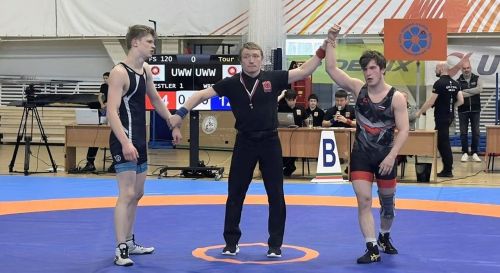 Чистопольские спортсмены завоевали восемь медалей на чемпионате Казани по греко-римской борьбе