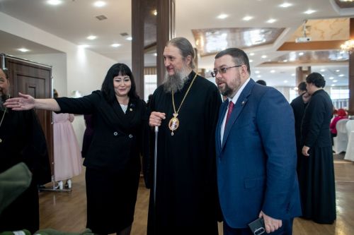 Глава Чистопольского района Дмитрий Иванов принял участие в пасхальном обеде в Алексеевском