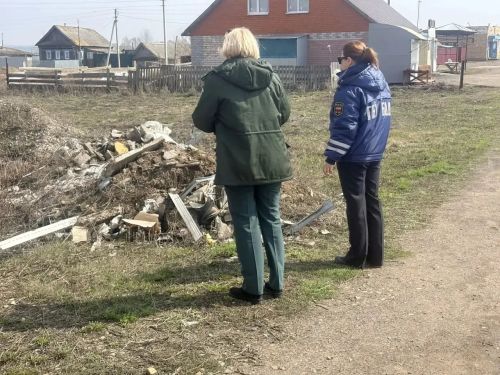 Во время рейда в Чистопольском районе обнаружены свалки вдоль трасс: от мусора до покрышек